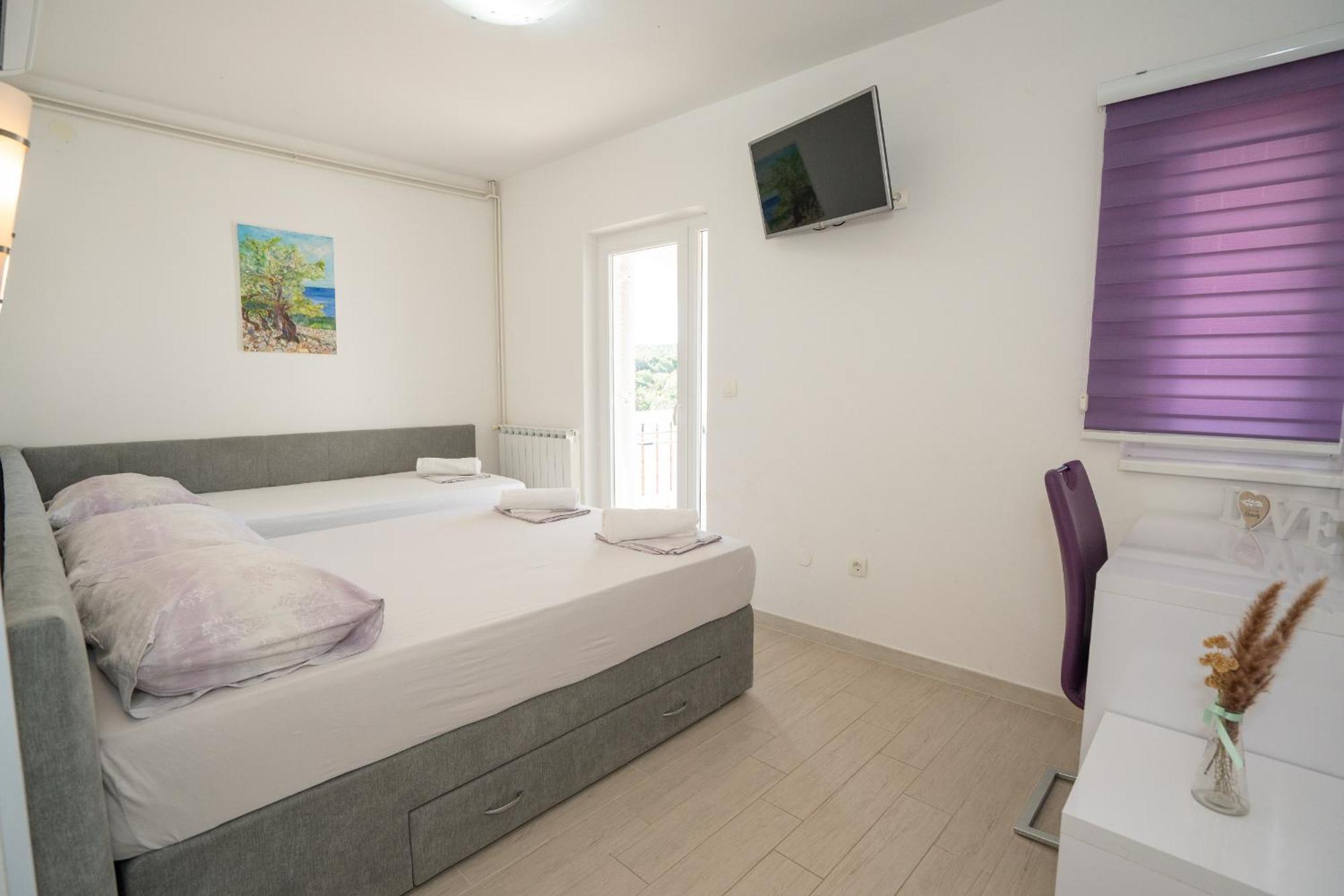 Garden Resort - Apartments Maslina Potocnica Room photo