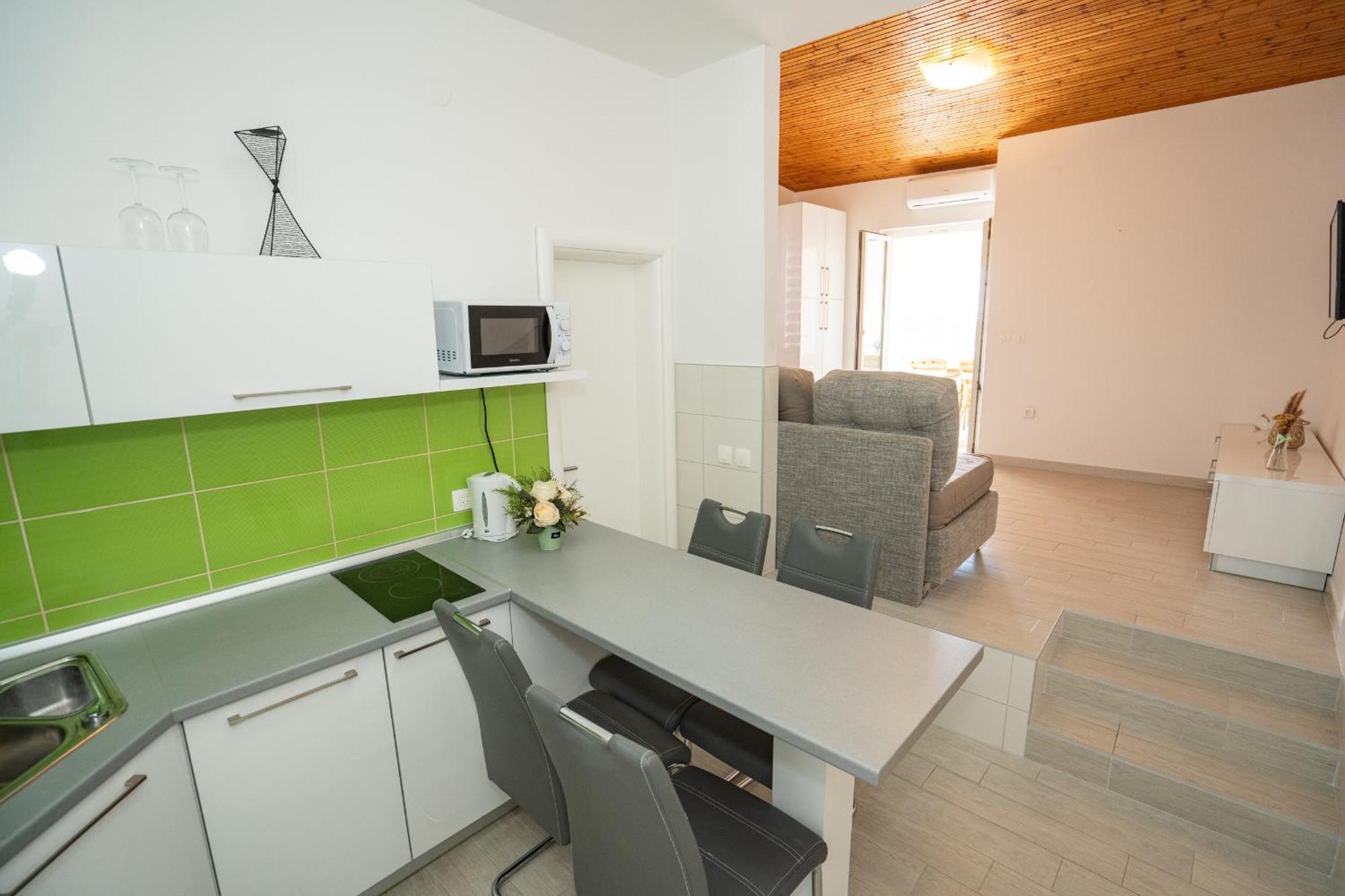 Garden Resort - Apartments Maslina Potocnica Room photo